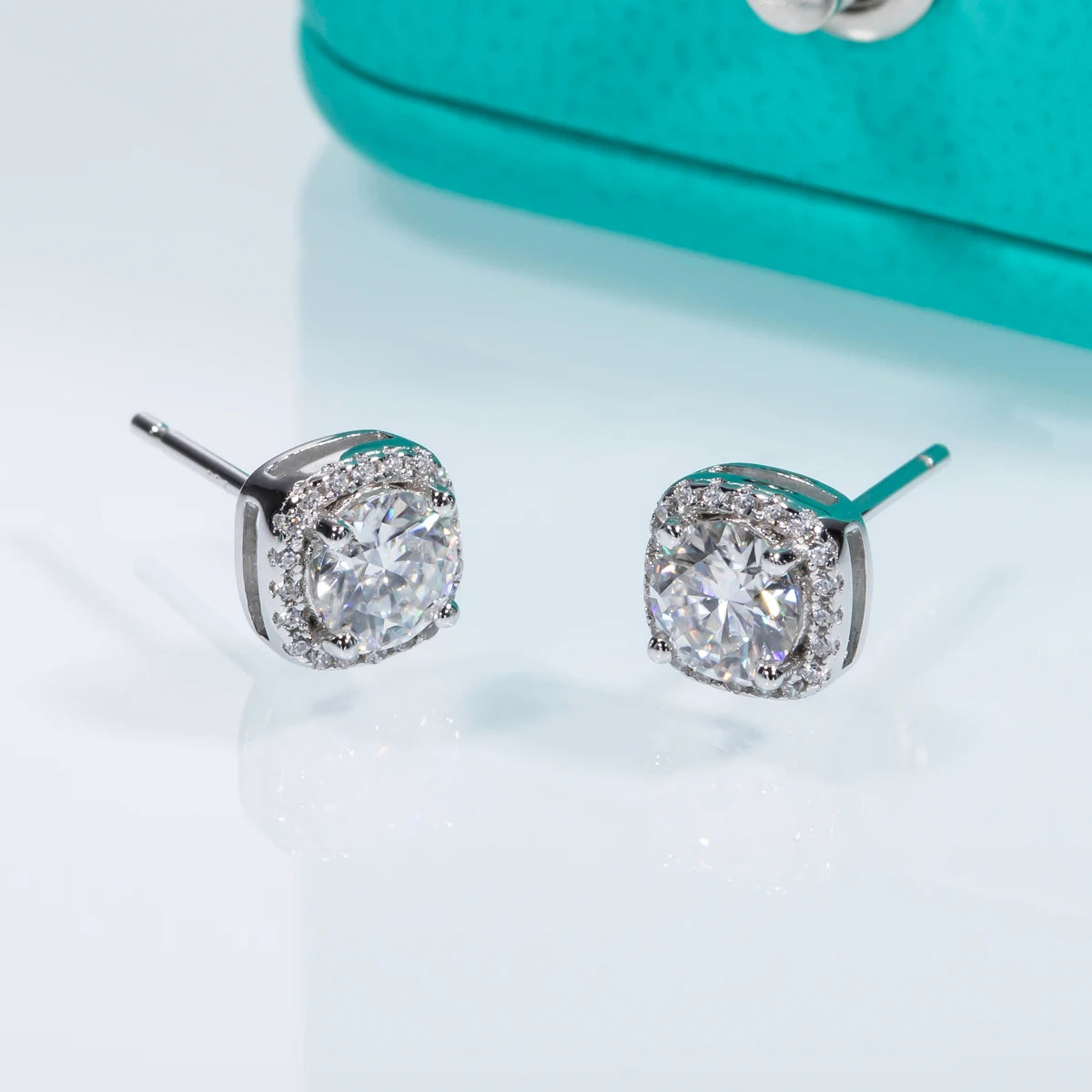 AnuJewel 5mm 1cttw D Color Moissanite Diamond 925 Sterling Silver Stud Earrings for Woman Fine Jewelry Wholesale
