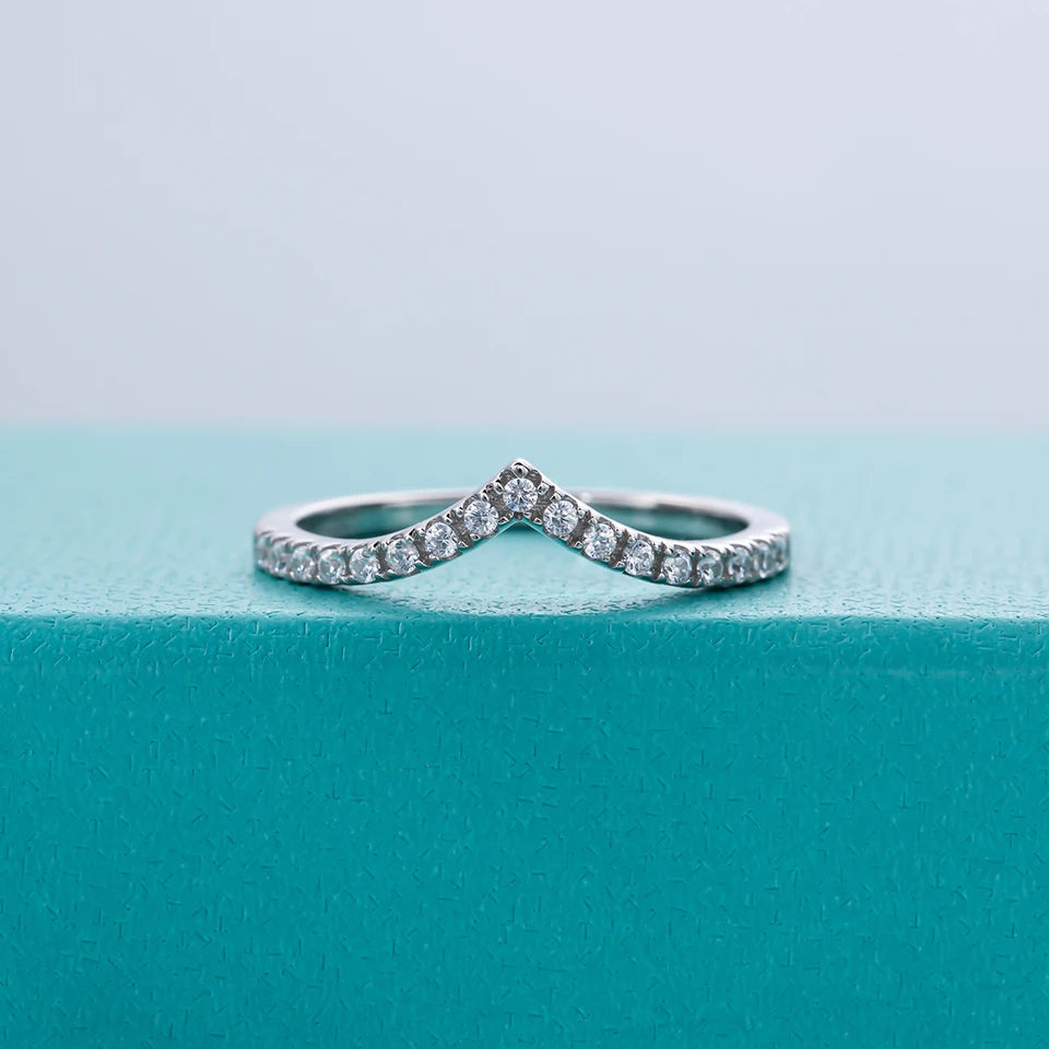 AnuJewel D Color Moissanite Diamond 18K White Gold Plated V Row Ring Classic Style Engagement Wedding Rings