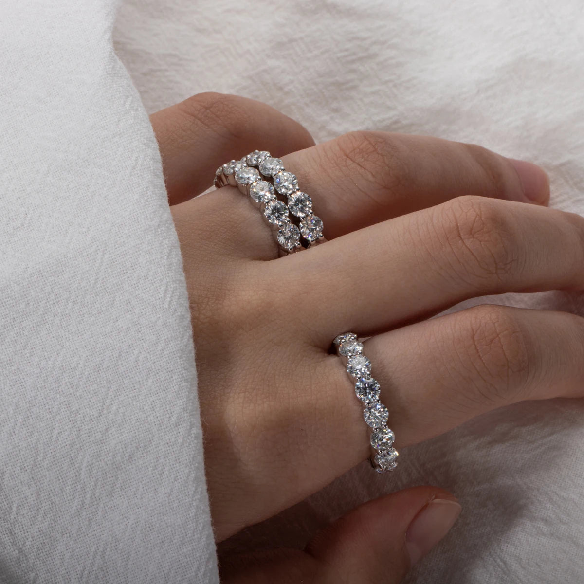 AnuJewel 0.5ct Oval Cut Moissanite Wedding Bands 925 Sterling Silver Lab Created Diamond Half Eternity Rings Jewelry Wholesale