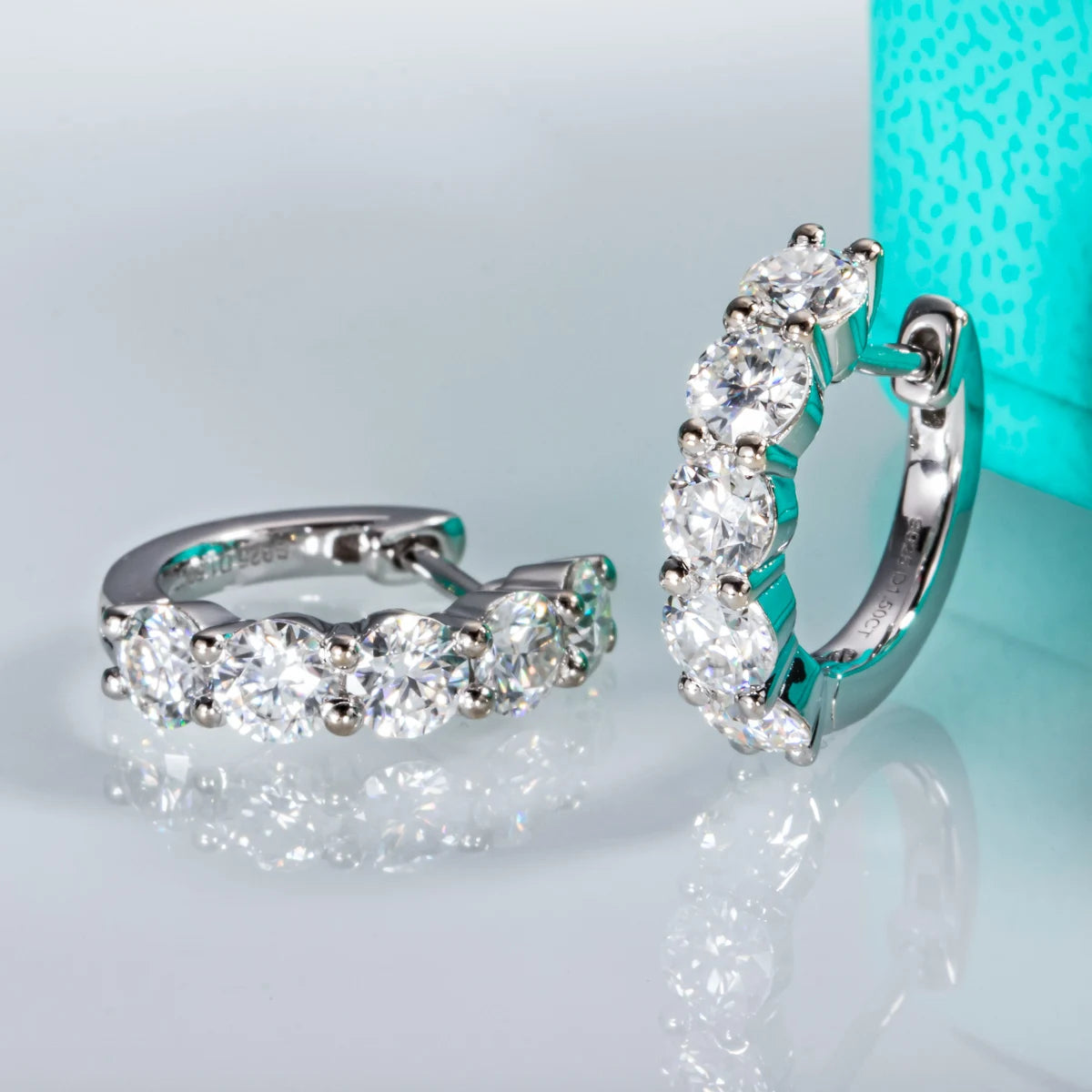 AnuJewel 4mm 3cttw D Color Moissanite Huggie Hoop Earrings 925 Sterling Silver Luxury Huggie Earring For Women