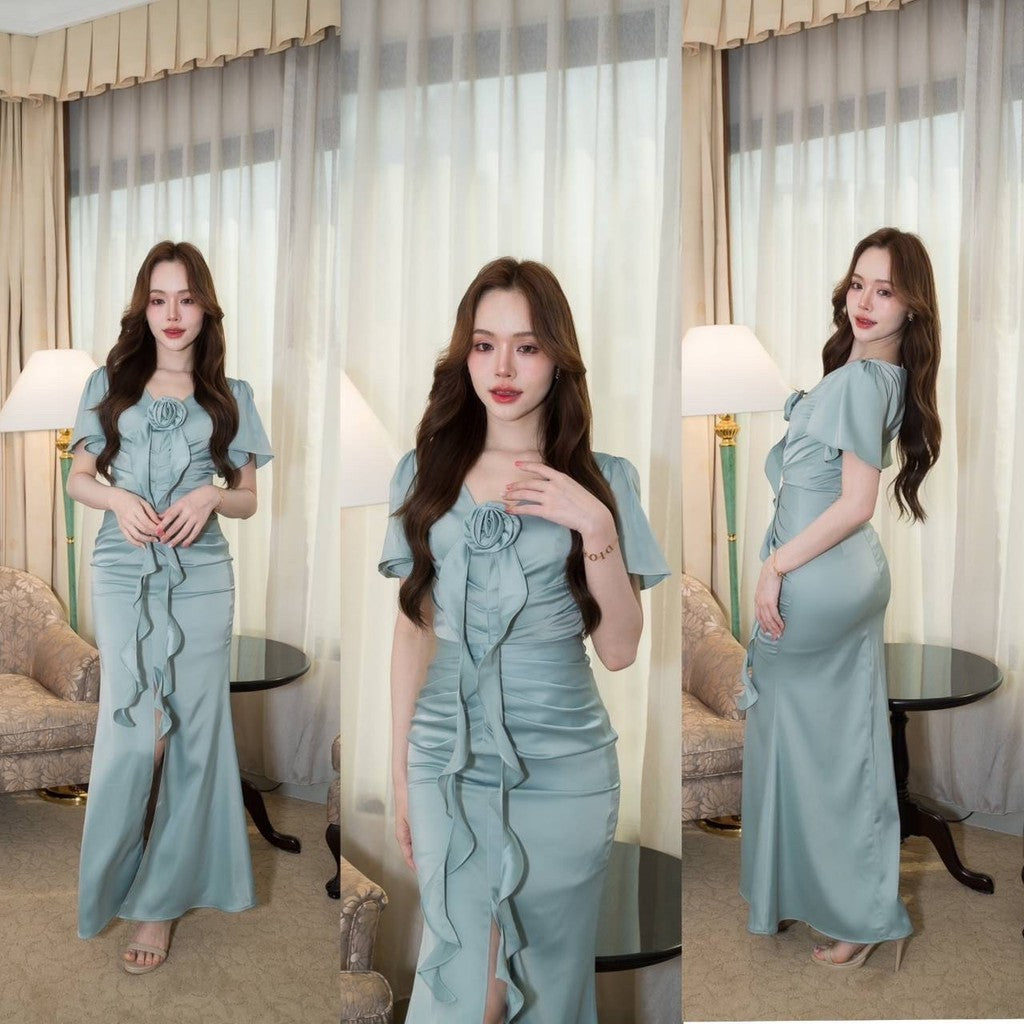 เดรสยาว ชุดราตรี เดรสงานแต่ง Elegant พรีเมี่ยม คอวีแขนสั้น จีบกระโปรง มีดอกไม้ สายเกลียวห้อย Woman Dress