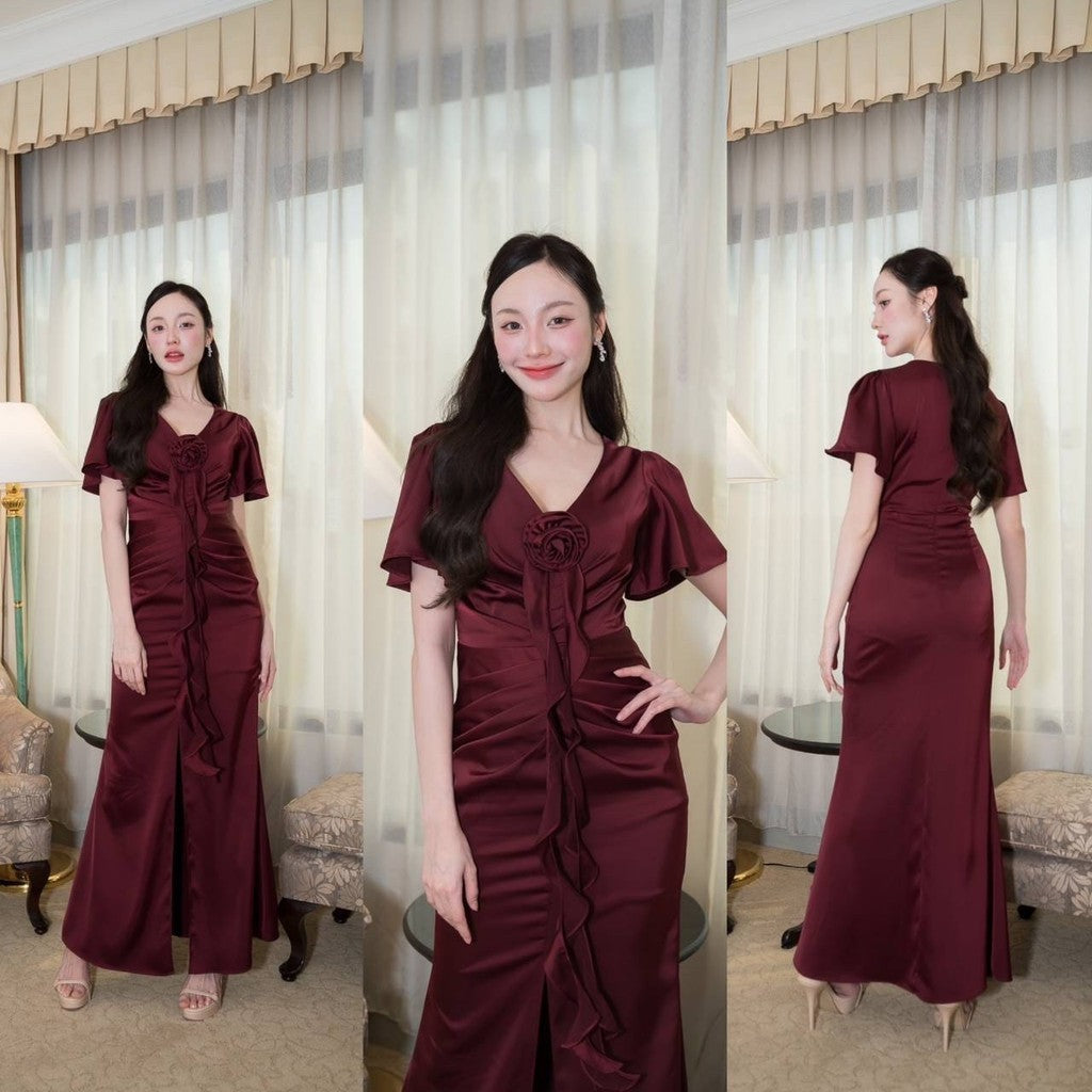 เดรสยาว ชุดราตรี เดรสงานแต่ง Elegant พรีเมี่ยม คอวีแขนสั้น จีบกระโปรง มีดอกไม้ สายเกลียวห้อย Woman Dress