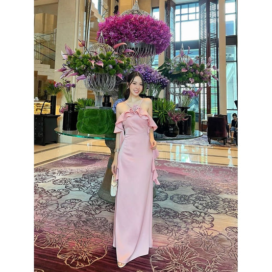 เดรสยาว ชุดราตรียาว เดรสออกงาน FIORA ผ้าเครป ซาติน สายเดี่ยว มีดอกไม้ สายเกลียว ผู้หญิง Woman Dress