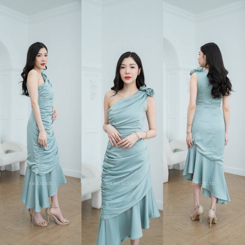 ชุดไปงานแต่ง ชุดเดรส ชุดออกงาน ชุดราตรี CLEO พรีเมี่ยม ไหล่เบี่ยงจีบข้าง มีดอกไม้ Woman Dresses