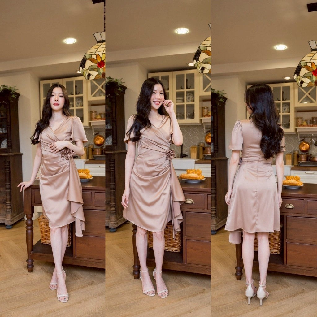 ชุดราตรีสั้น เดรสสั้น ผ้าเครปซาติน เดรส พรีเมี่ยม Odette แถมดอกไม้ เดรสไปงานแต่ง เจ้าสาว พร้อมส่ง