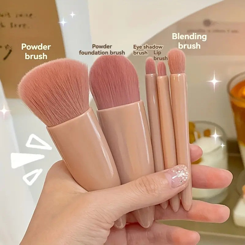 แปรงแต่งหน้า เซ็ต 5 ชิ้น แบบพกพา ขนนุ่ม ใช้แต่งหน้ากับ บลัชออน Blush on ลิปสติก อายแชโดว์ ได้ อุปกรณ์แต่งหน้า Make Up