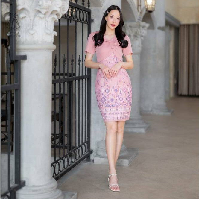 ชุดเดรสน่ารักๆ ชุดเดรส กระโปรงสั้น สีเหลือง ม่วง ชมพู ฟ้า เดรสสั้น เดรสลายไทย ชุดเดรสสวยๆ ไซส์ S M L XL 2XL Woman Dress