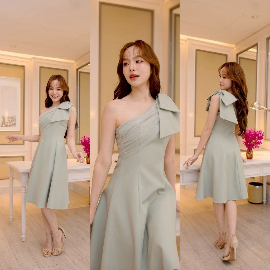 เดรสสั้น ชุดออกงาน เดรสออกงาน ชุดราตรี NP063 เดรส กระโปรงสั้น ไหล่เบี่ยง มีโบว์ Woman Dress ผู้หญิง