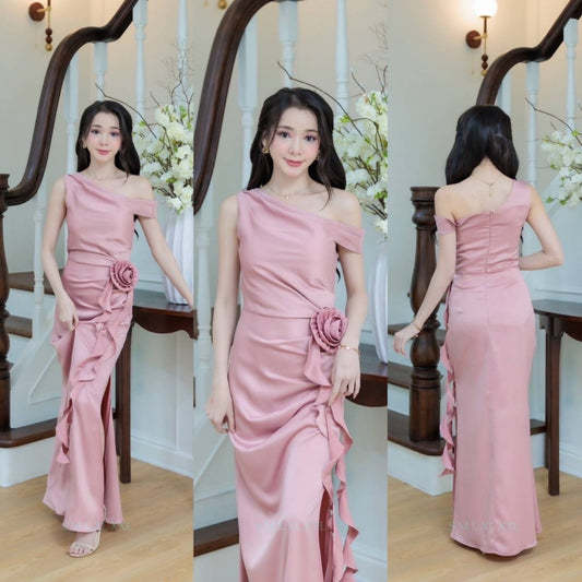 เดรสยาว ชุดออกงาน ชุดราตรียาว เดรสหรู ผ้าเครปซาติน มีดอกไม้ ชุดราตรี NP054 เดรส พร้อมส่ง Woman Dress