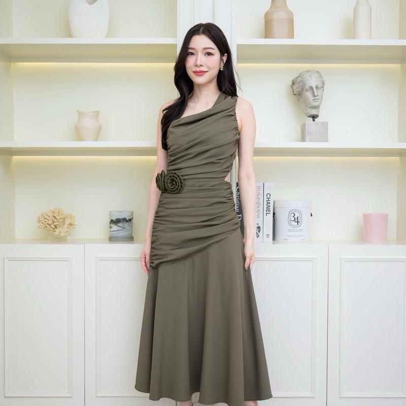 ชุดราตรี เดรส ชุดออกงาน ANYA ไหล่เบี่ยงเว้าเอว รูดทั้งตัว พร้อม ดอกไม้ ใส่ออกงานแต่ง พรีเมี่ยม